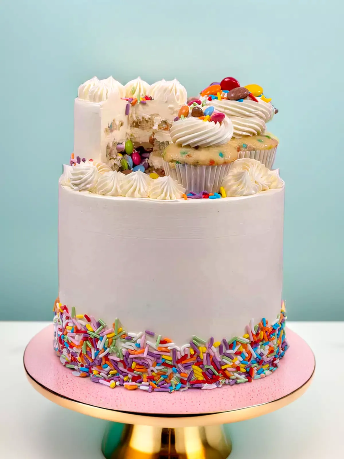 Luxurious Funfetti Pinata Cake - London and Surrey