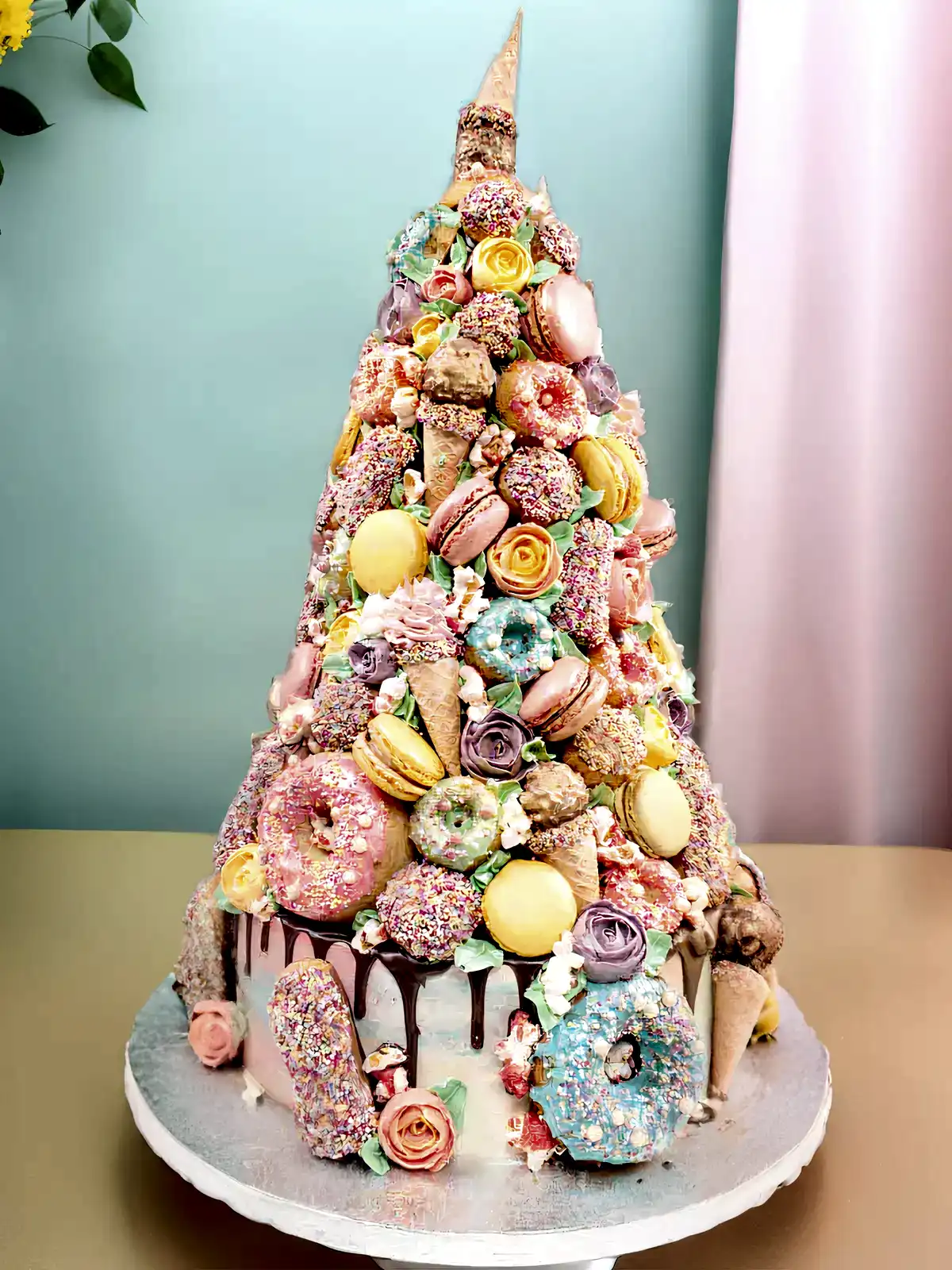 Luxury Garden Wedding Cake